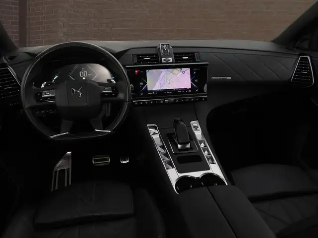 DS Automobiles DS 7 Crossback view 15