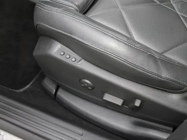 DS Automobiles DS 7 Crossback view 9