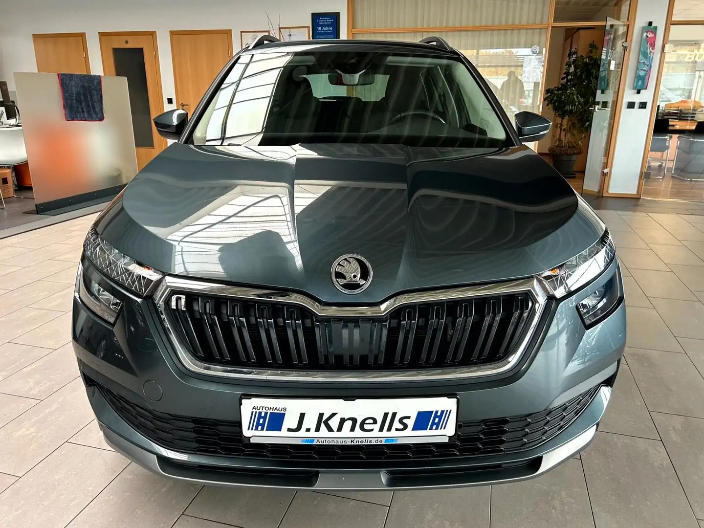 Skoda Kamiq Style 1.5TSI DSG/KAMERA/LED/SMART-LINK Grau - 2