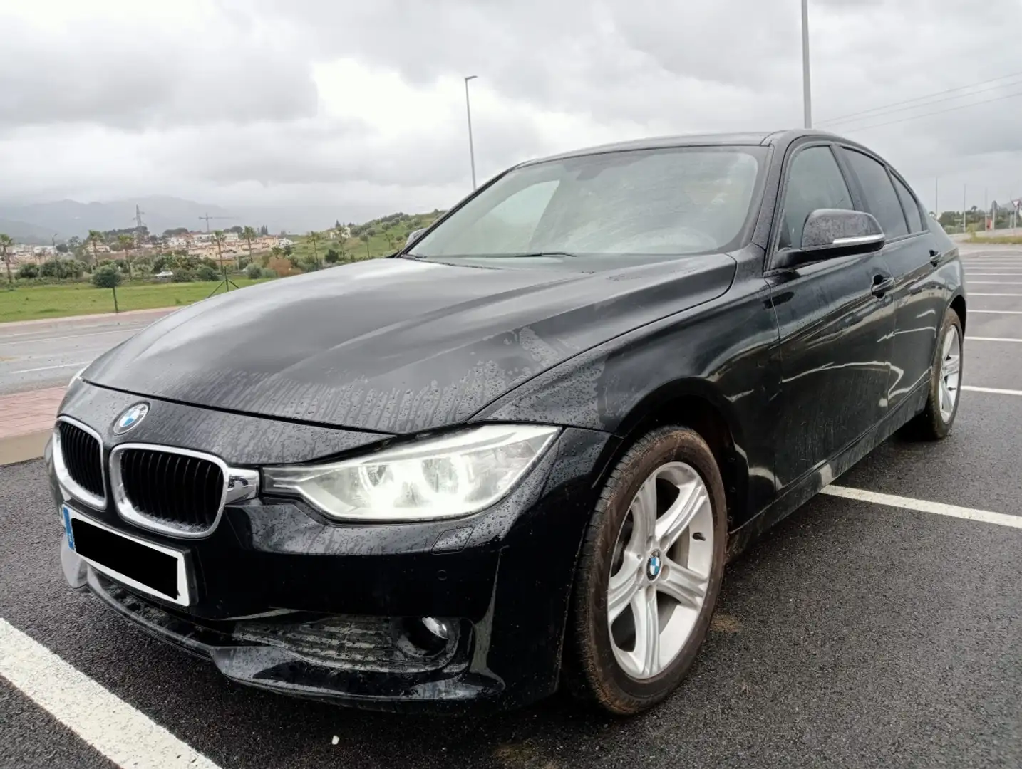 BMW 318 318d Negro - 1