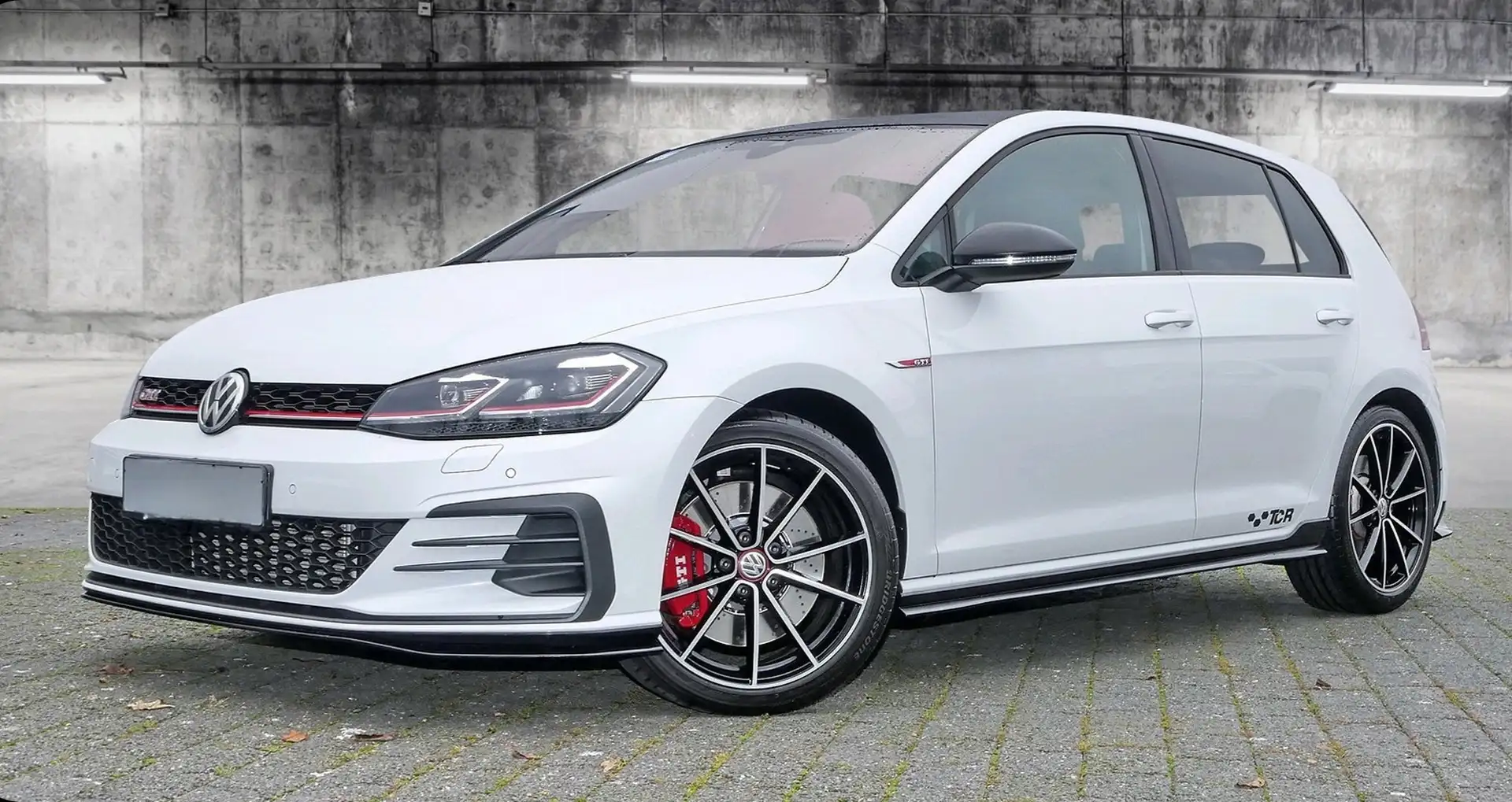 Volkswagen Golf GTI Golf GTI TCR 2.0 TSI OPF DSG TCR Akrapovič Weiß - 1