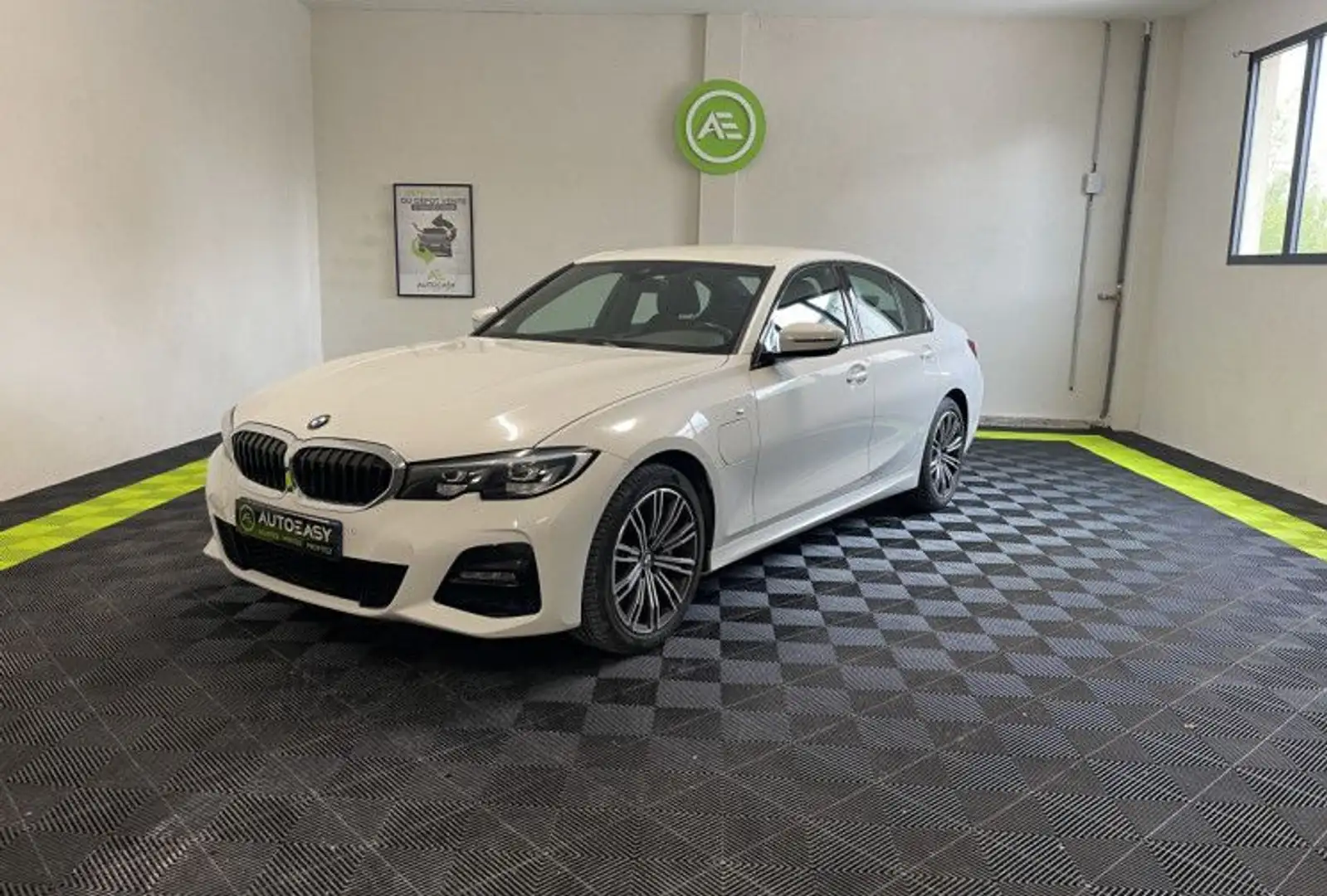 BMW 330 G20 330eA 292ch M Sport 10cv Blanc - 1