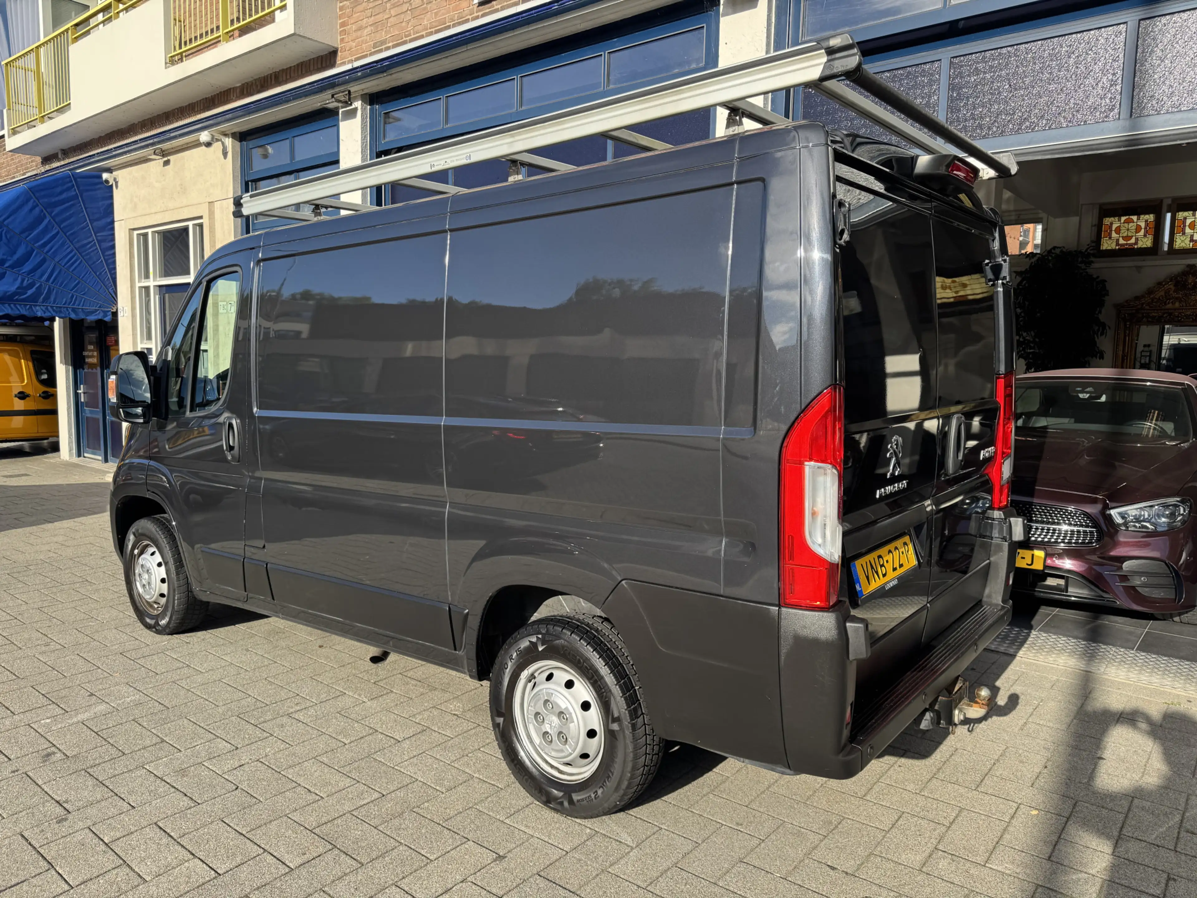 Peugeot Boxer 330 2.2 BlueHDi 120 L1H1 Premium 1 EIGENAAR/CAMERA — photo 4