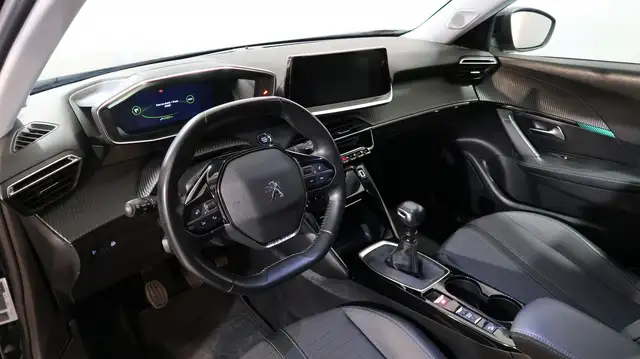 Peugeot 2008 view 2