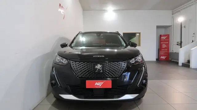 Peugeot 2008 view 7