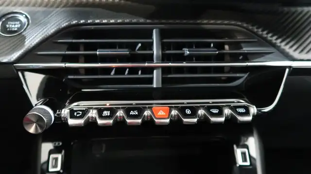 Peugeot 2008 view 24