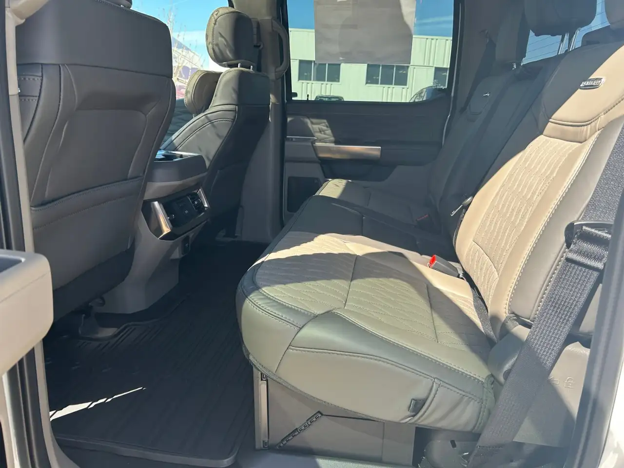 Ford F 350 снимка Ford F 350