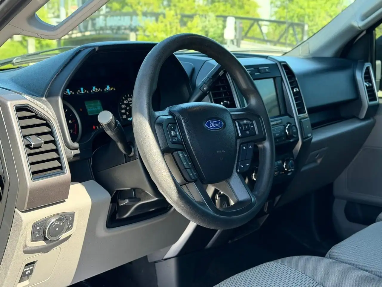 Ford F 150 снимка Ford F 150
