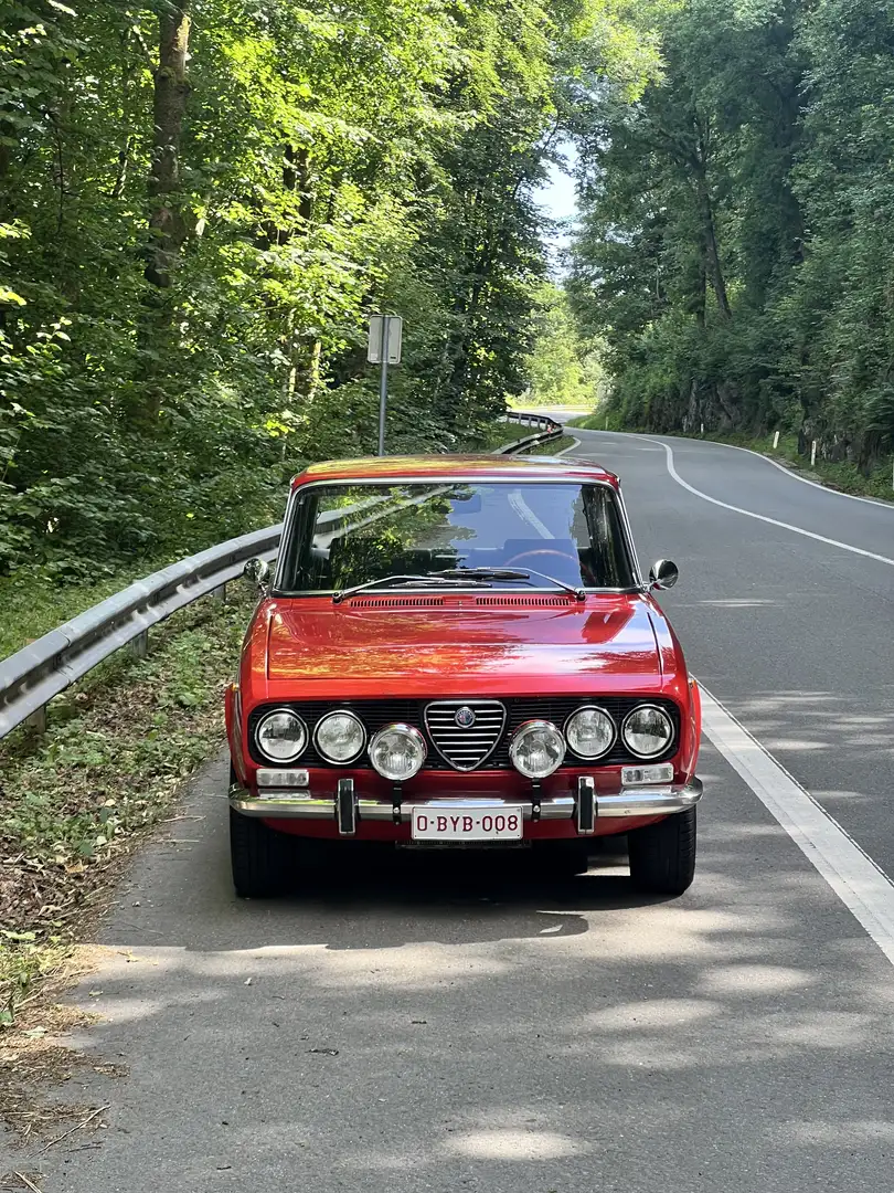 Alfa Romeo 2000 Berlina Rouge - 2