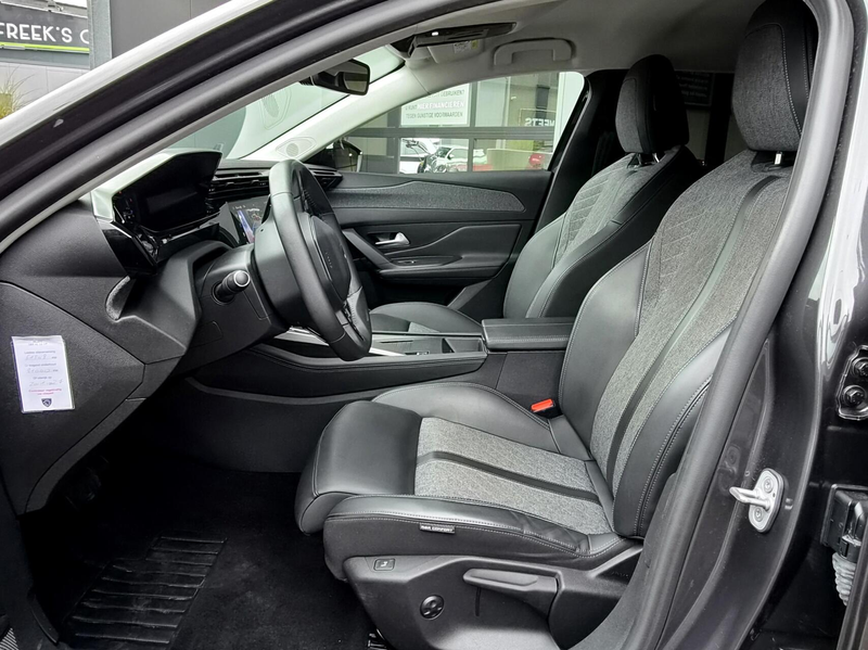 Peugeot 408 1.2 PureTech Allure Pack 130PK EAT8 Automaat — photo 4