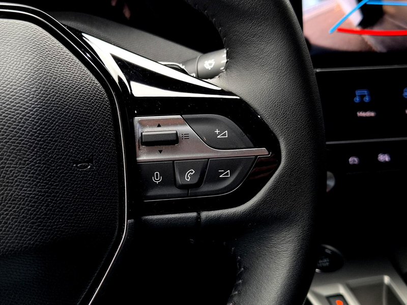 Peugeot 408 1.2 PureTech Allure Pack 130PK EAT8 Automaat — photo 31