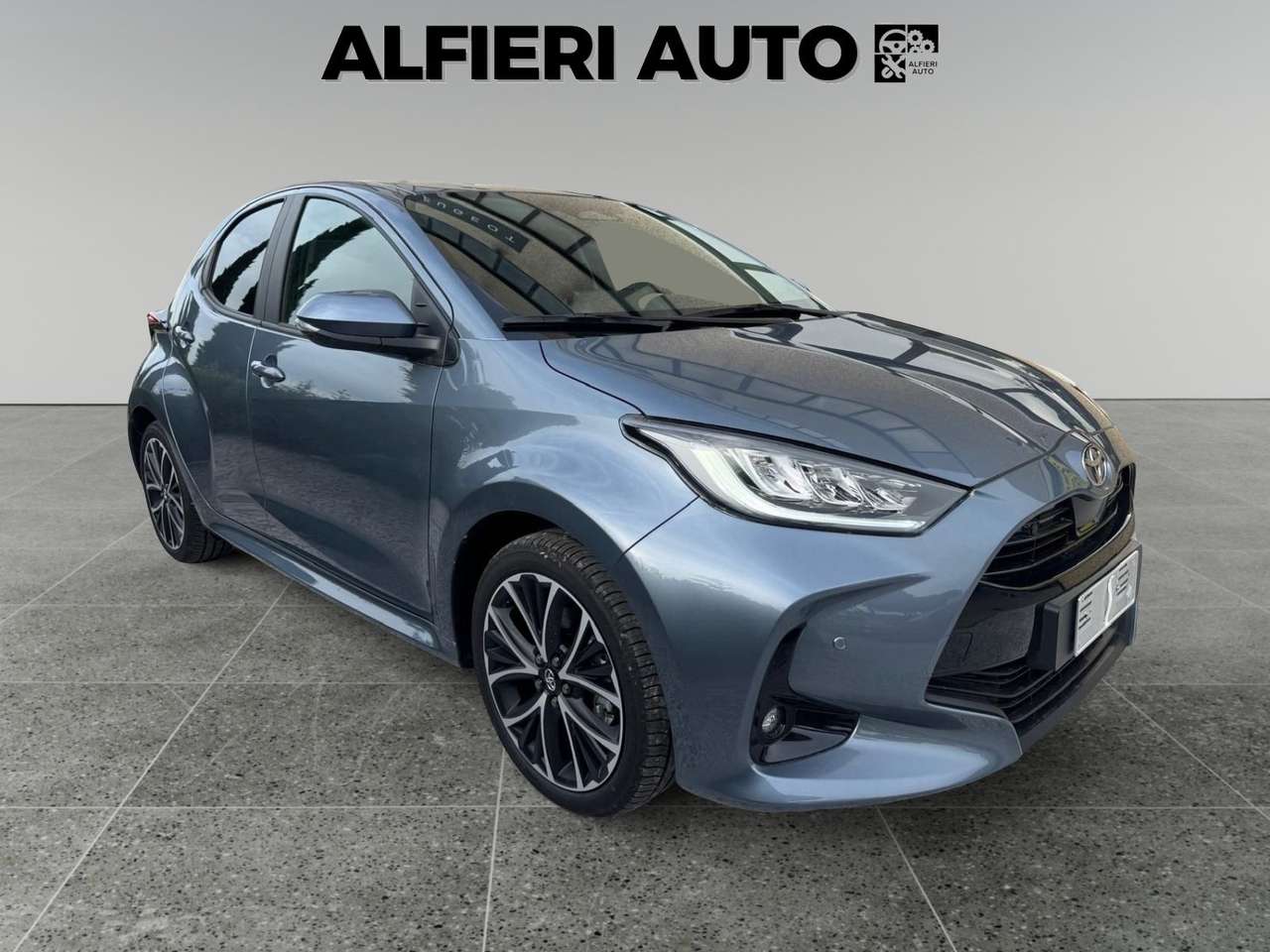 Toyota Yaris 1.5 Hybrid 115cv Icon + Tech Pack Km0 *Prezzo Reale*