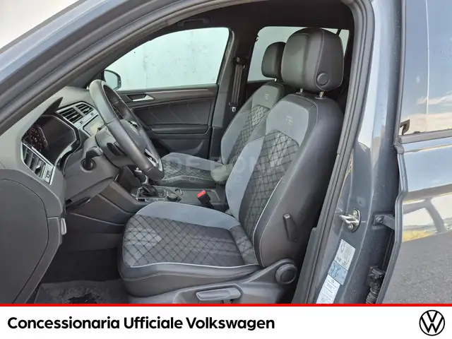 Volkswagen Tiguan view 8