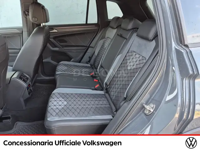 Volkswagen Tiguan view 9