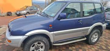 Terrano II  3p 2.7 td perfetto con gancio traino