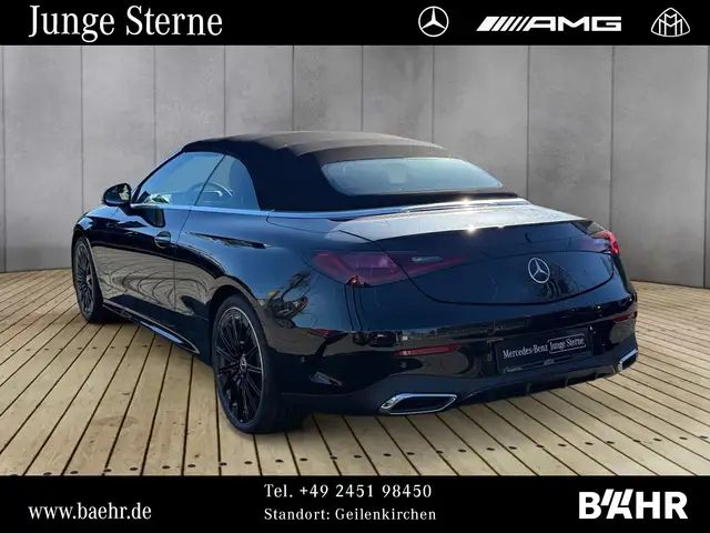 Mercedes-Benz CLE view 3
