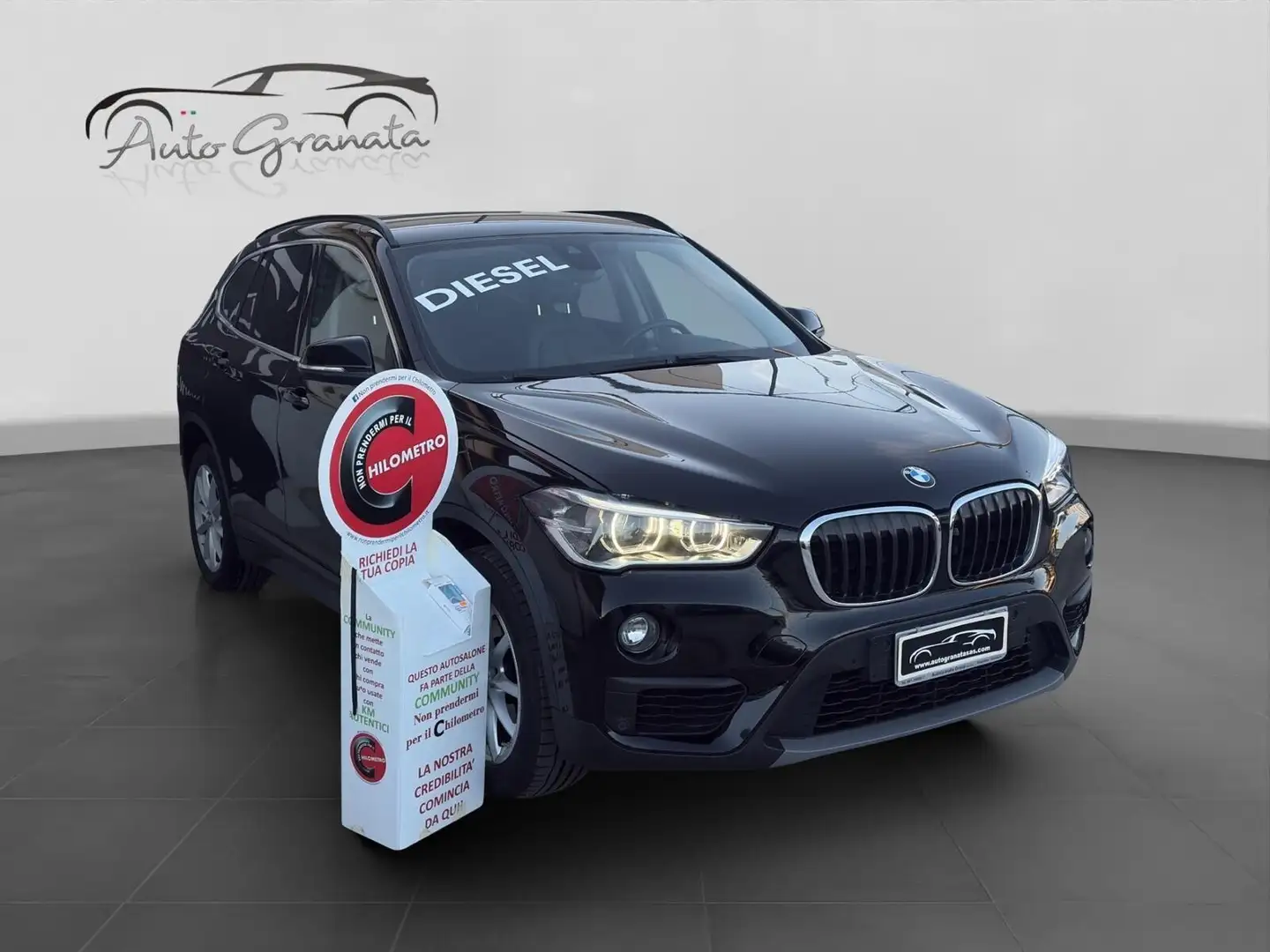 BMW X1 X1 sDrive16d xLine Noir - 1