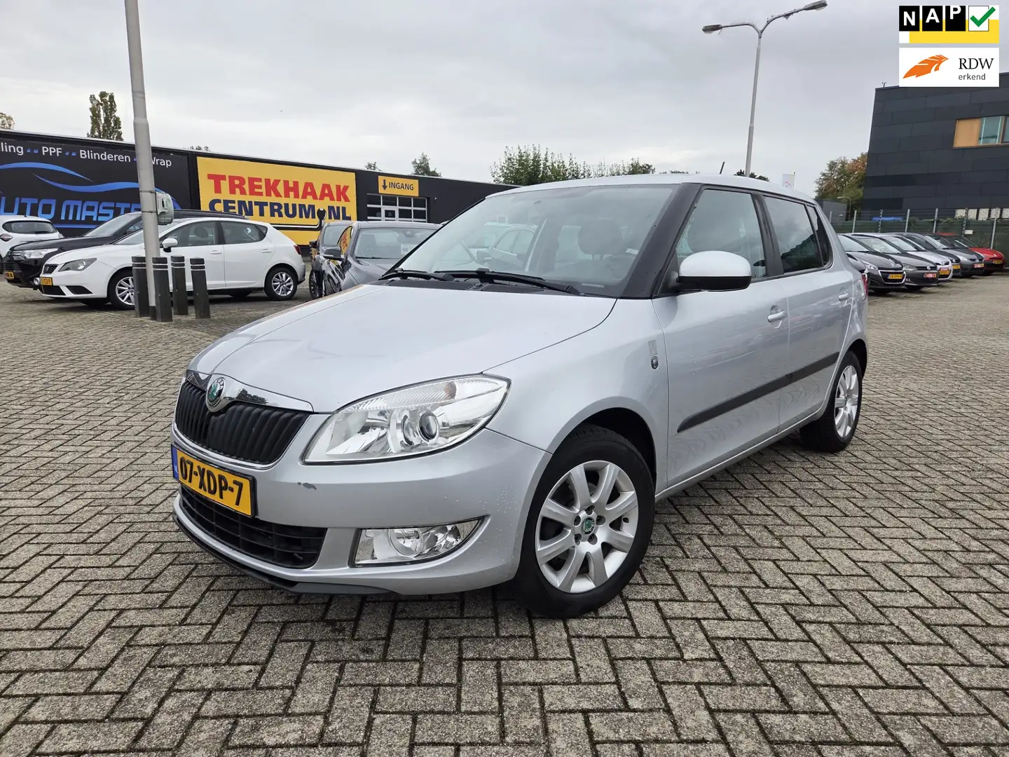 Skoda Fabia 1.2 TSI Style Gris - 1