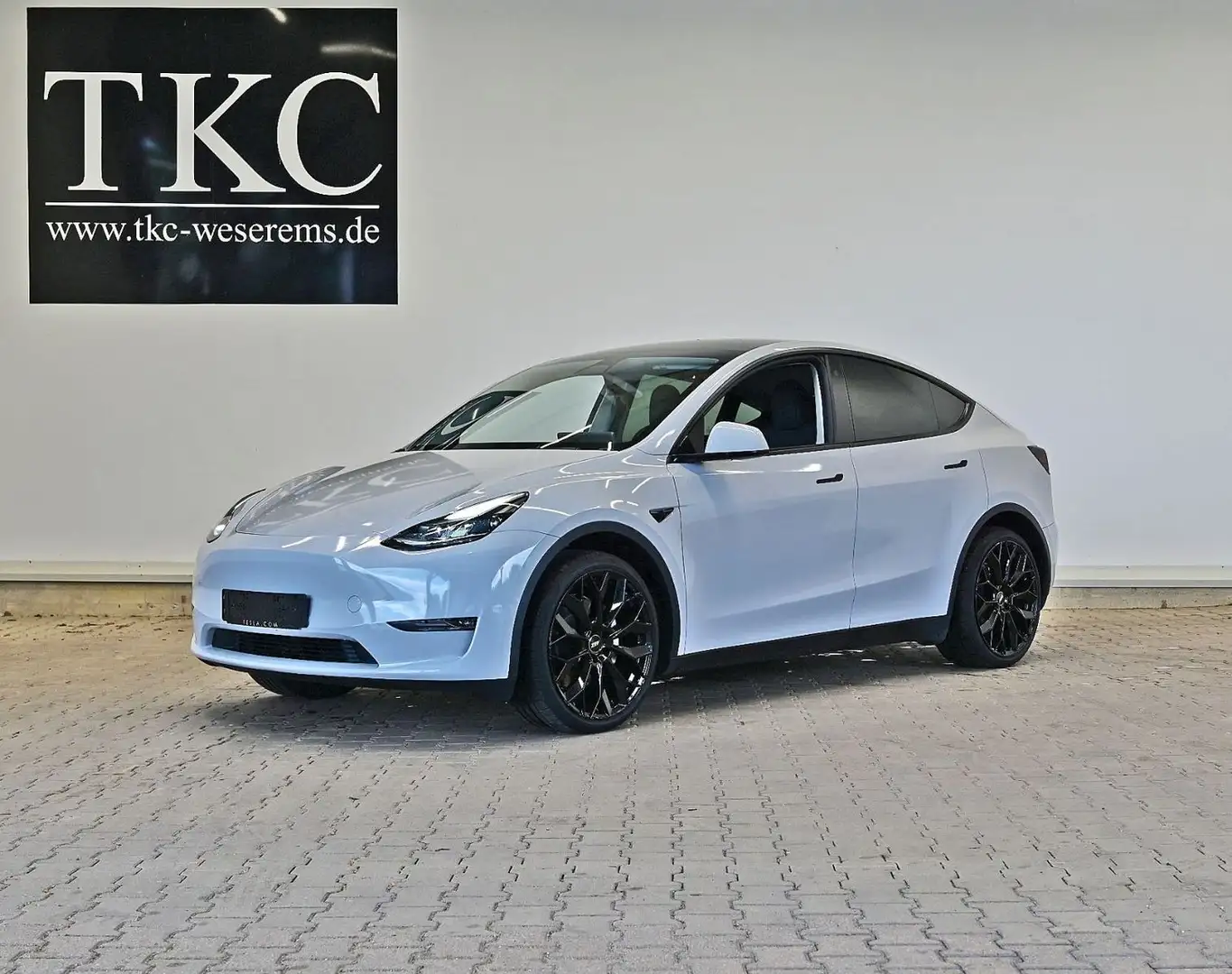 Tesla Model Y Long Range Dual Motor AWD GLOSS GREY Weiß - 1