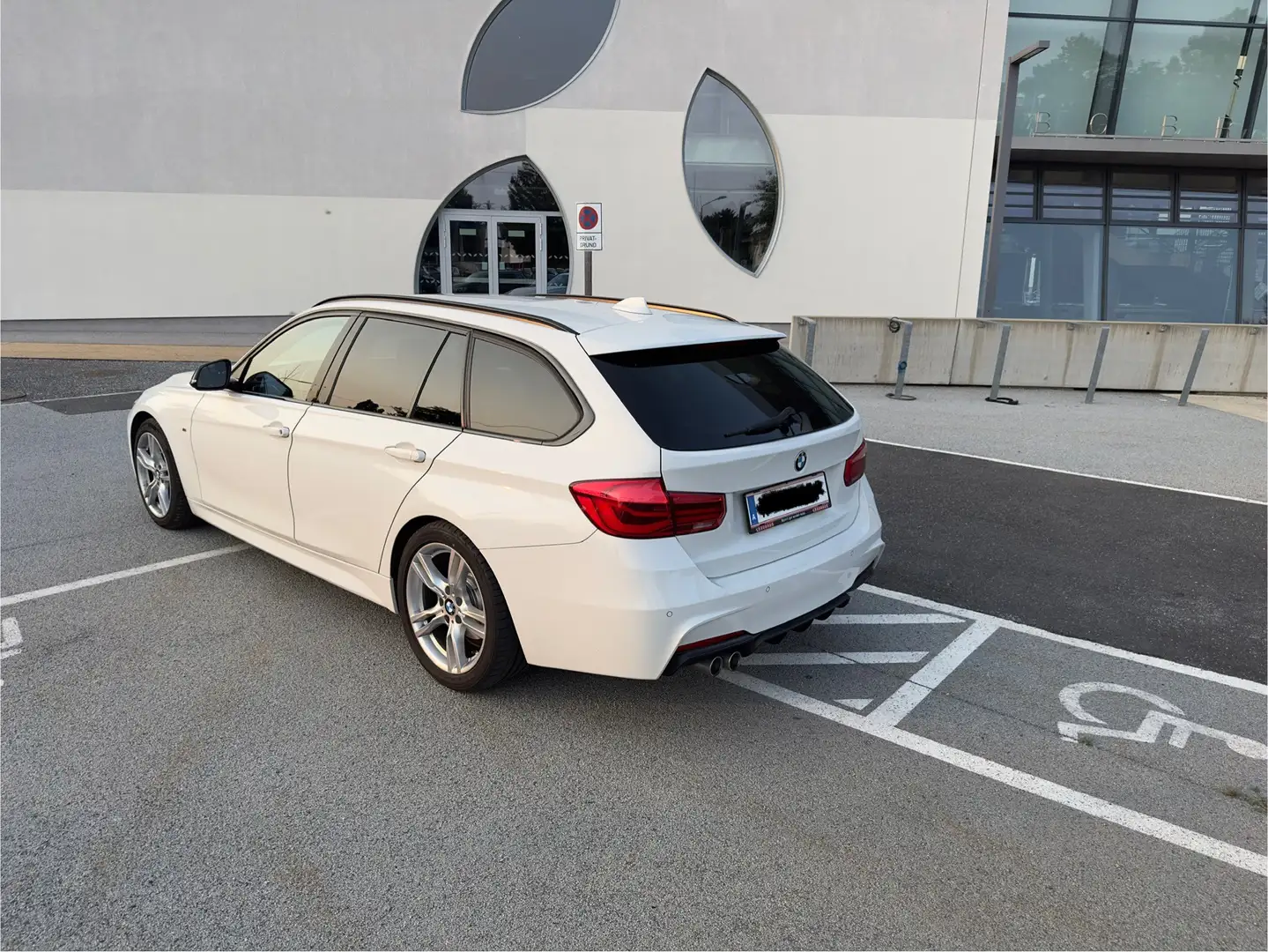 BMW 320 d Touring M-Sport Navi-Prof - 2