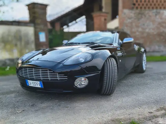 Aston Martin Vanquish I Coupe Coupe 6.0 V12