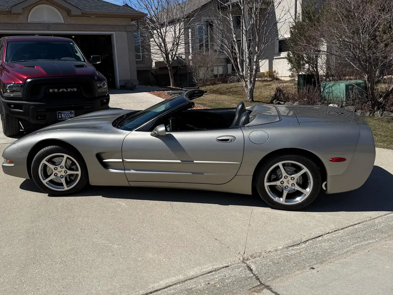 Chevrolet Corvette снимка Chevrolet Corvette