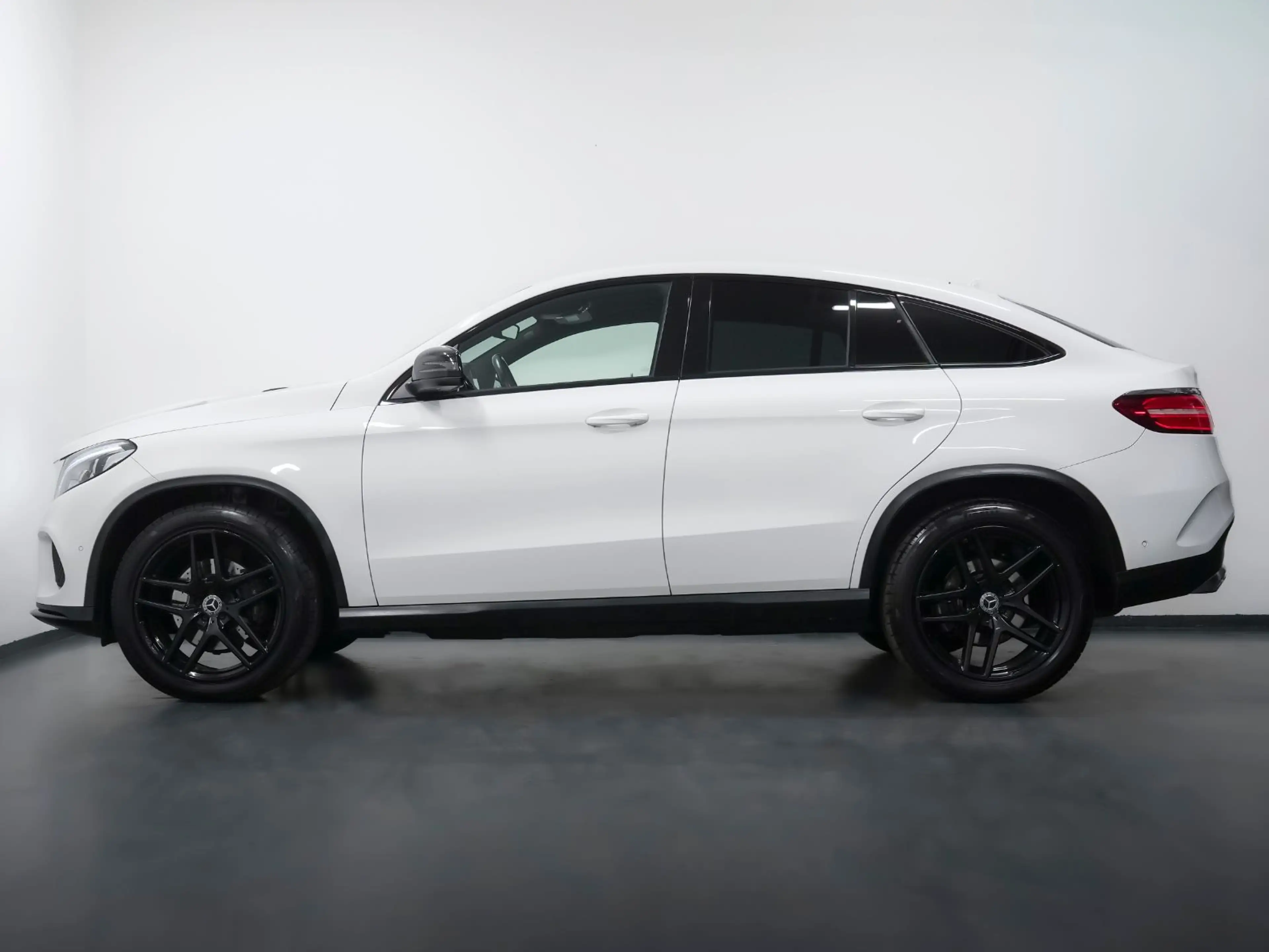 Mercedes-Benz GLE 350 d Coupe 4Matic AMG-LINE NIGHT/AHK/LED — photo 11