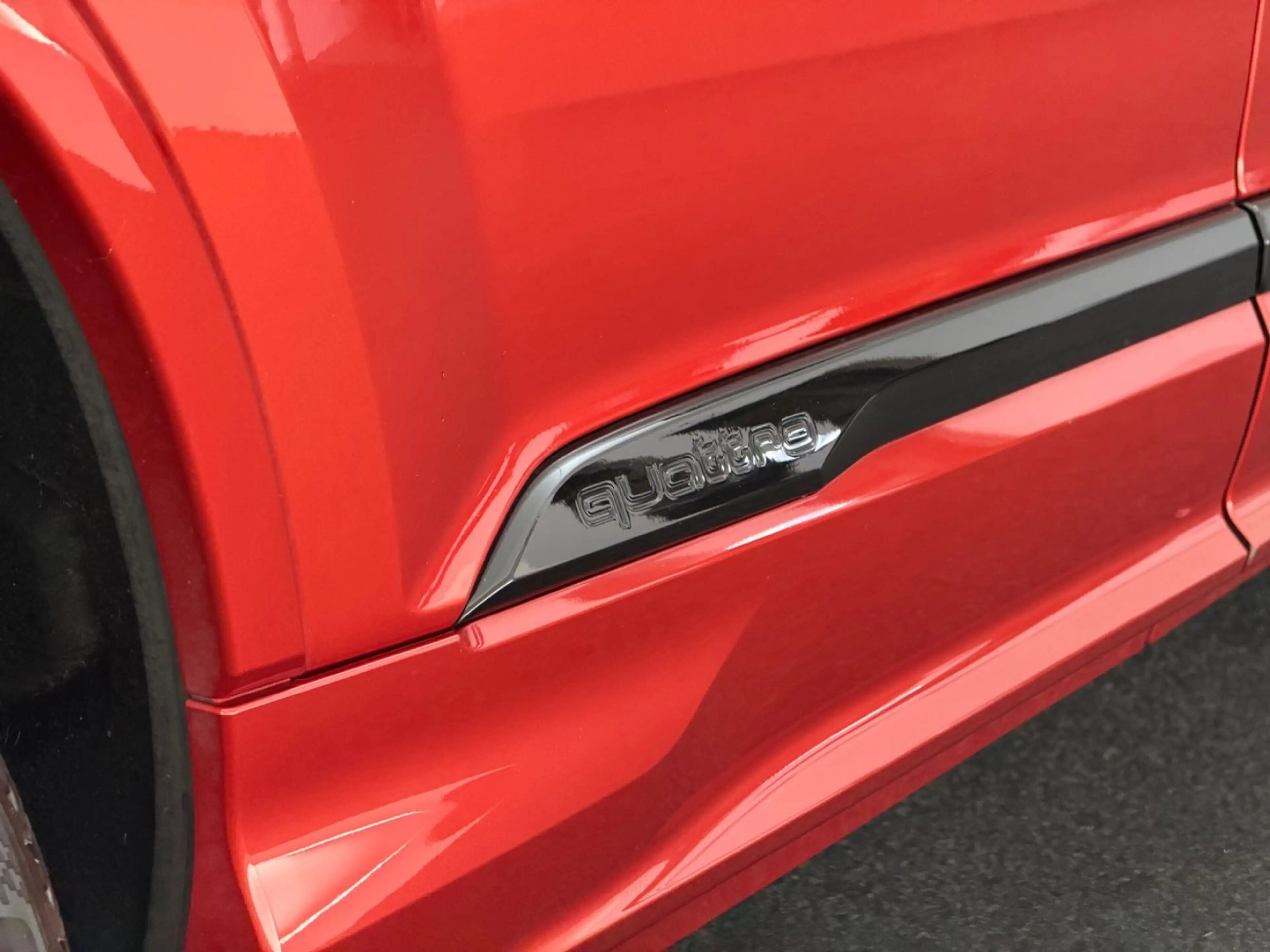 Audi SQ7 4.0 TDI qu.*MATRIX*360-HUD-PANO-STHZ-ACC-22" — photo 11