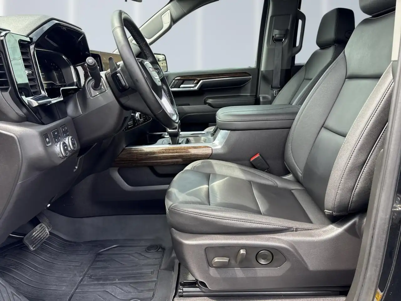 GMC Sierra 1500 снимка GMC Sierra 1500
