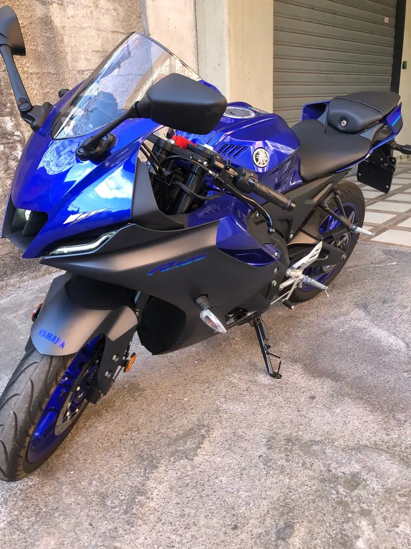 Yamaha YZF-R15 ABS Blau - 1