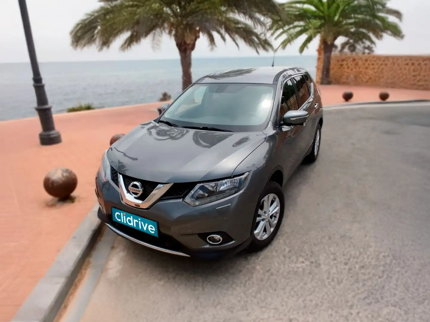 Nissan X-Trail 1.6 dCi Tekna 4x4i Gris - 2
