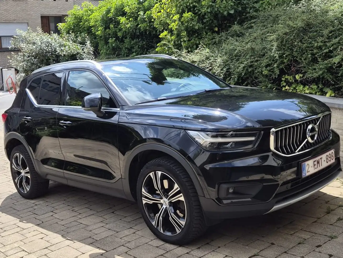 Volvo XC40 XC40 1.5 T5 PHEV Inscription Zwart - 1