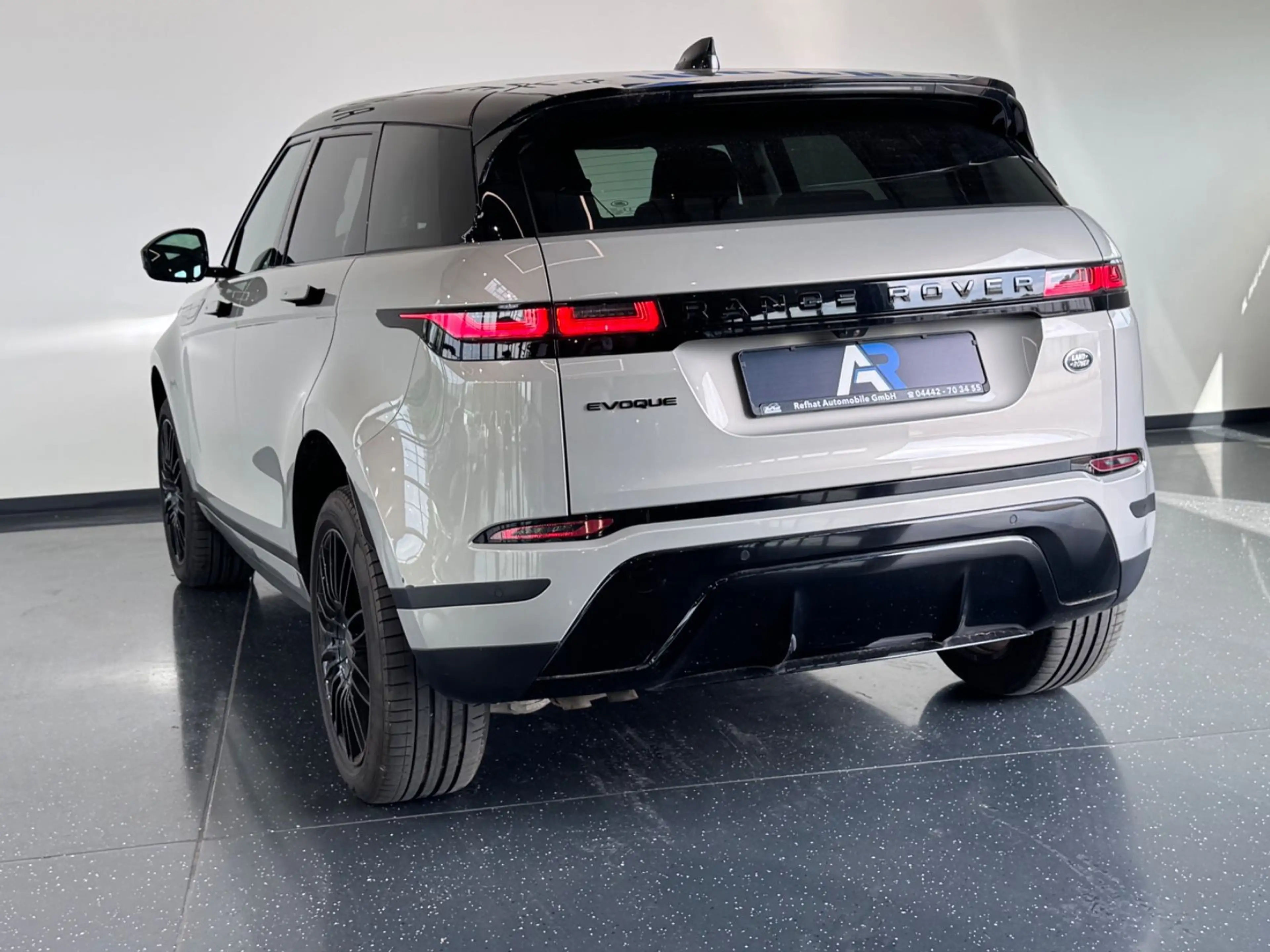 Land Rover Range Rover Evoque D240 SE AWD*LED*PANO*KEYLESS* — photo 12