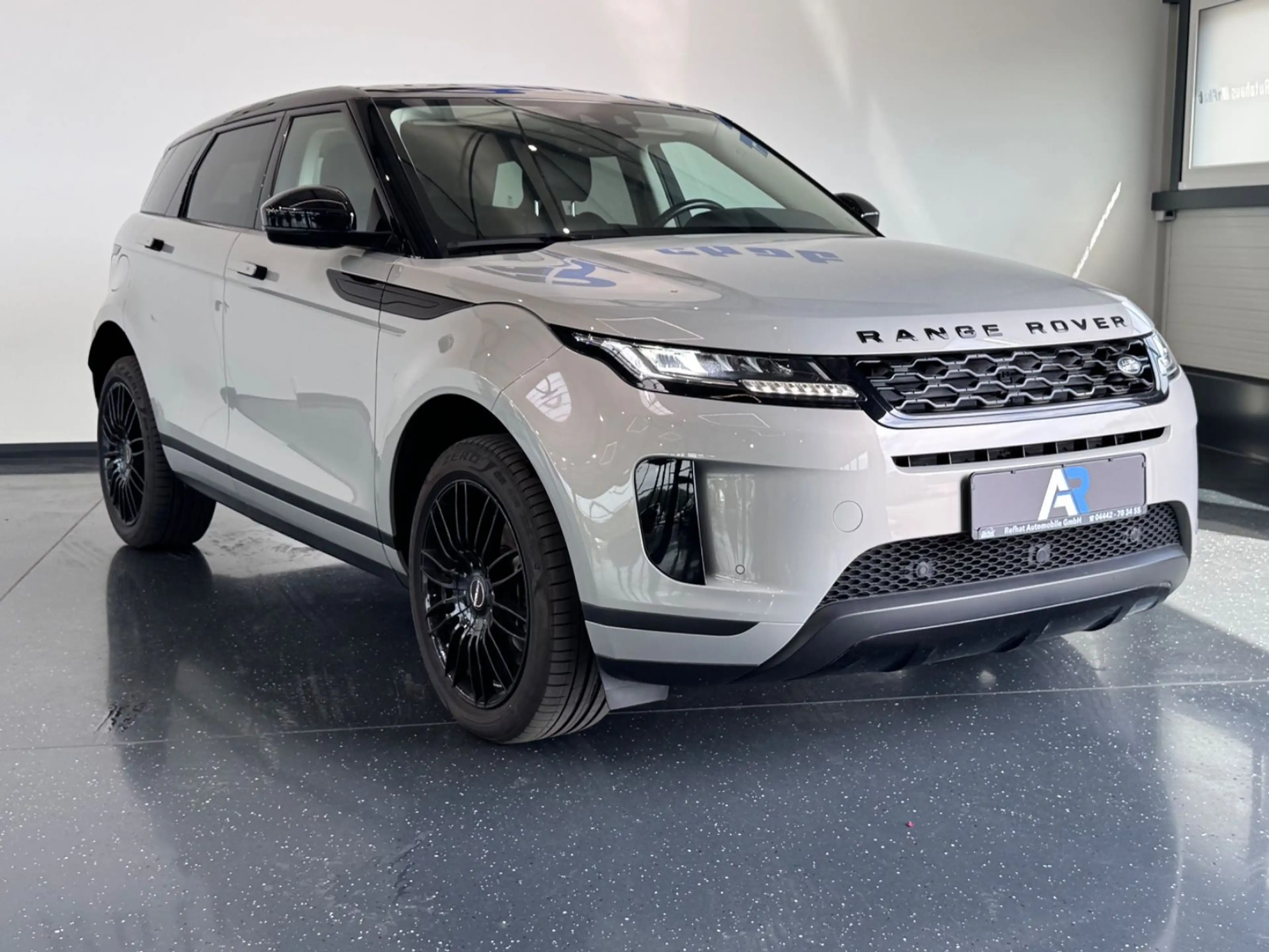 Land Rover Range Rover Evoque D240 SE AWD*LED*PANO*KEYLESS* — photo 7