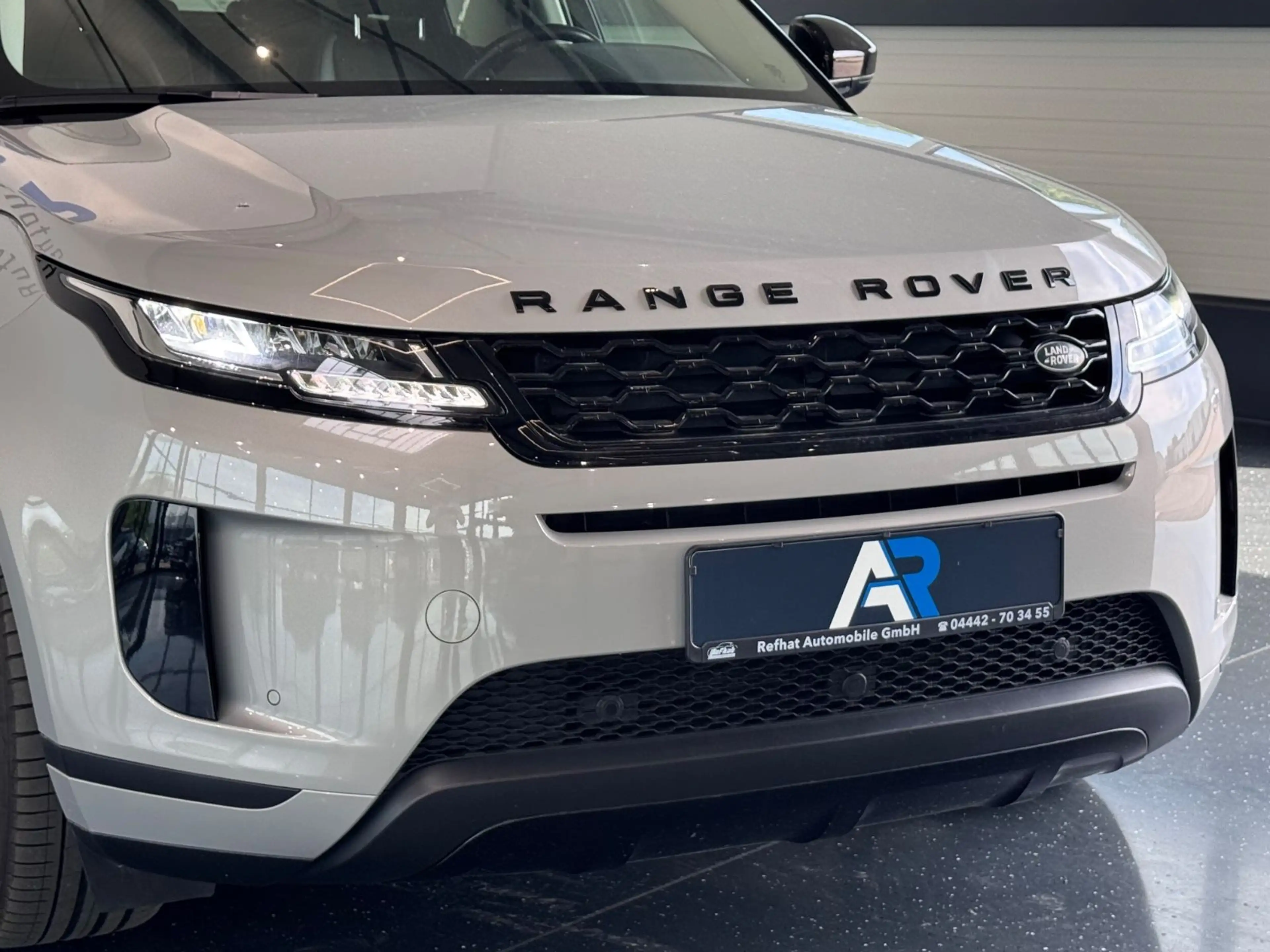 Land Rover Range Rover Evoque D240 SE AWD*LED*PANO*KEYLESS* — photo 4