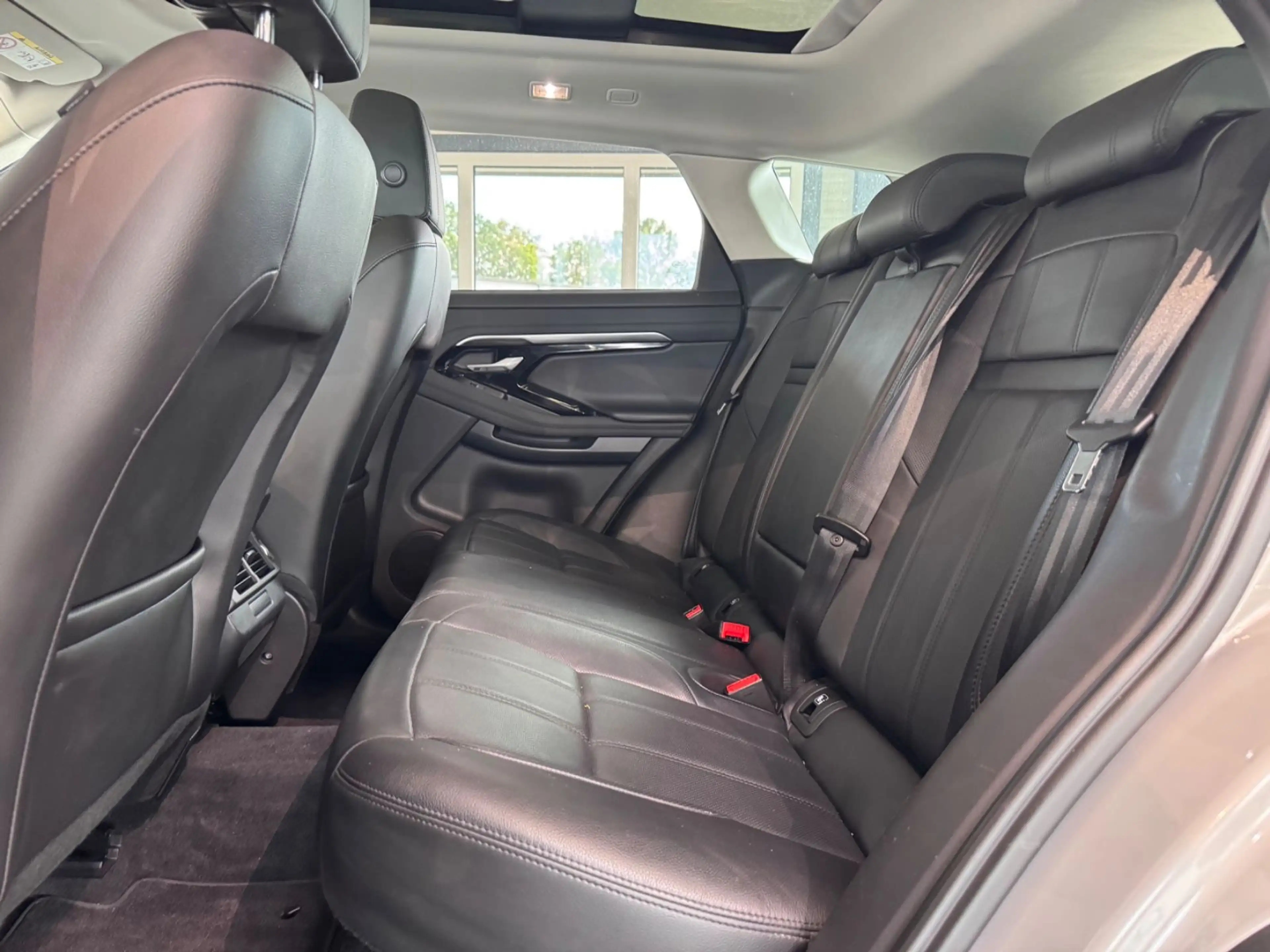 Land Rover Range Rover Evoque D240 SE AWD*LED*PANO*KEYLESS* — photo 15