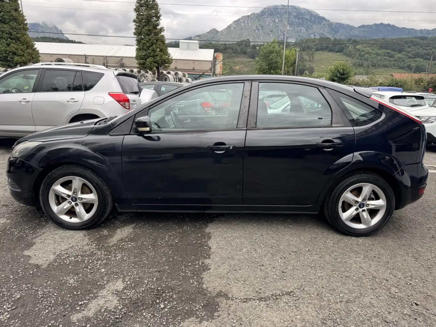Ford Focus 1.6TDCi Trend Negro - 2