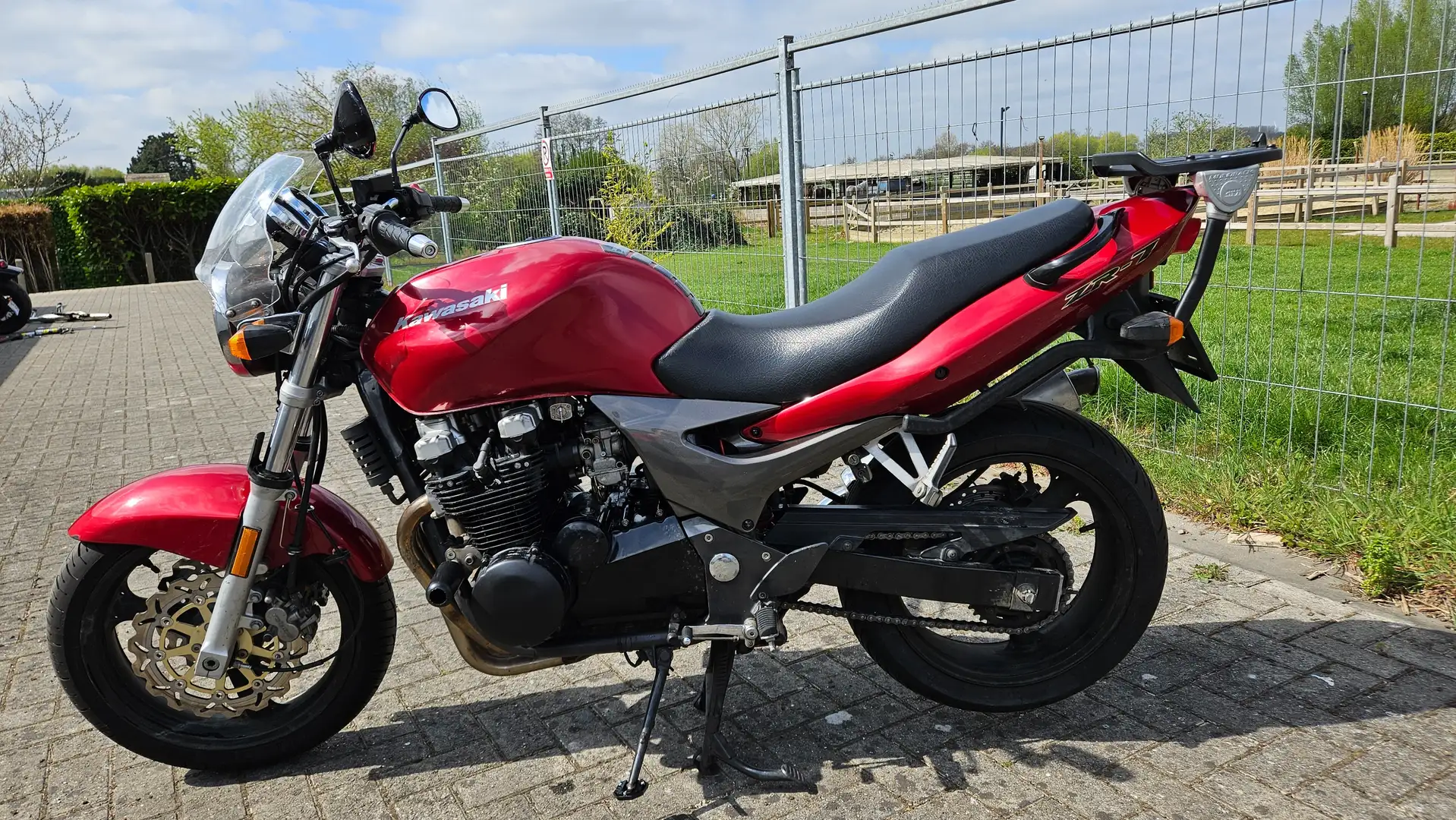 Kawasaki ZR - 7 Roşu - 1
