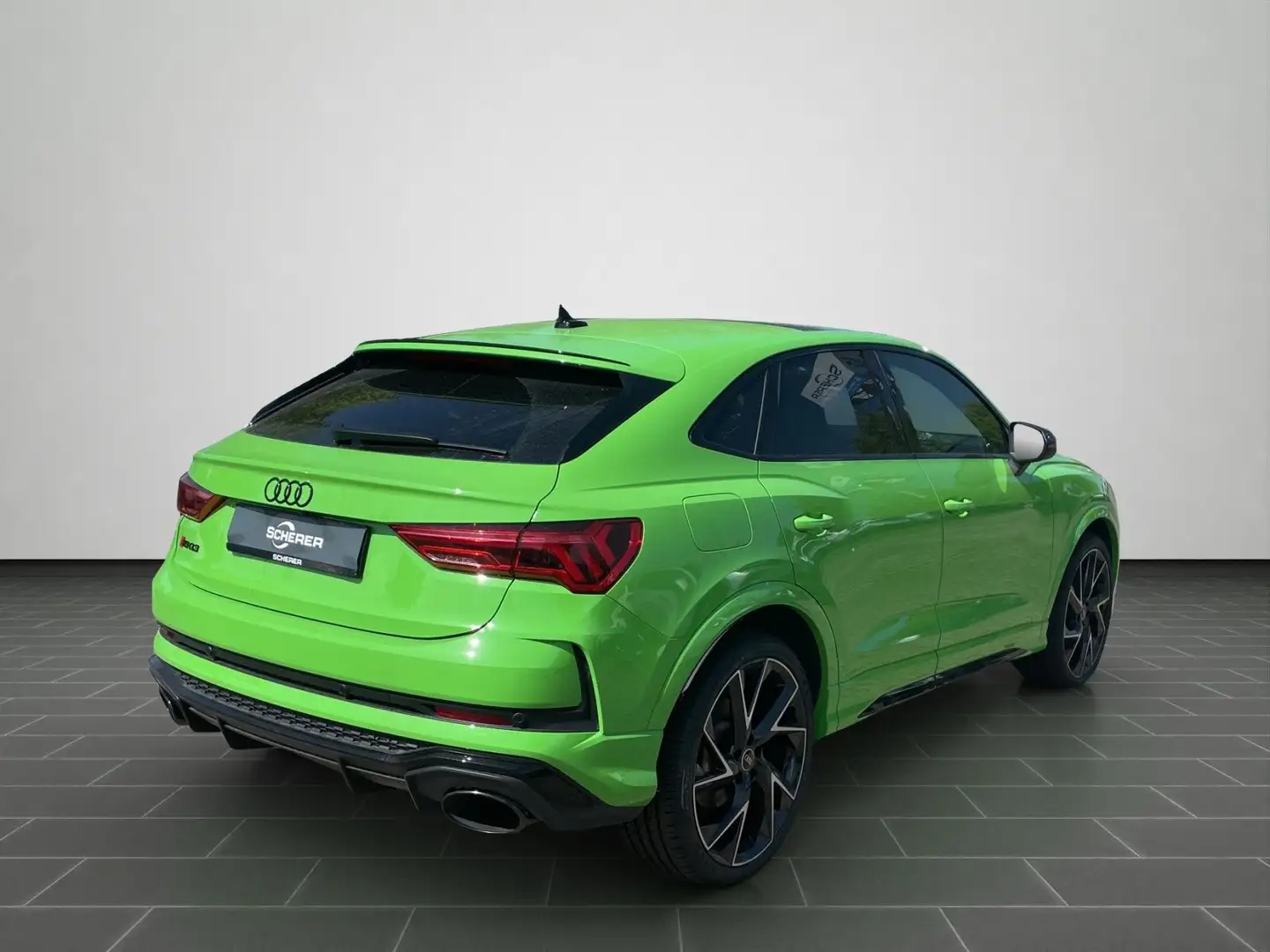 Audi RS Q3 2.5 TFSI quattro DSG/NAVI/Panorama-Glasdac Vert - 2