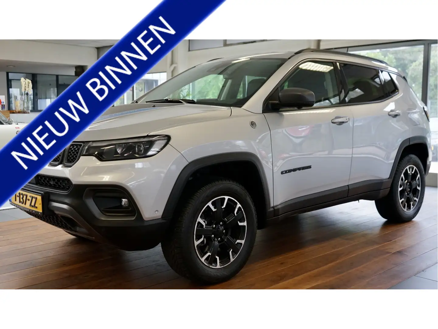 Jeep Compass 4xe 240 Plug-in Hybrid Electric Trailhawk Gris - 1