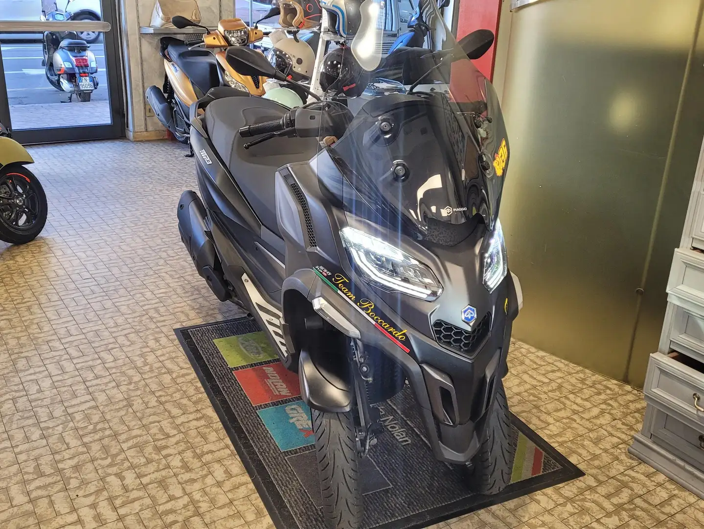 Piaggio MP3 530 Exclusive Sport Nero - 2