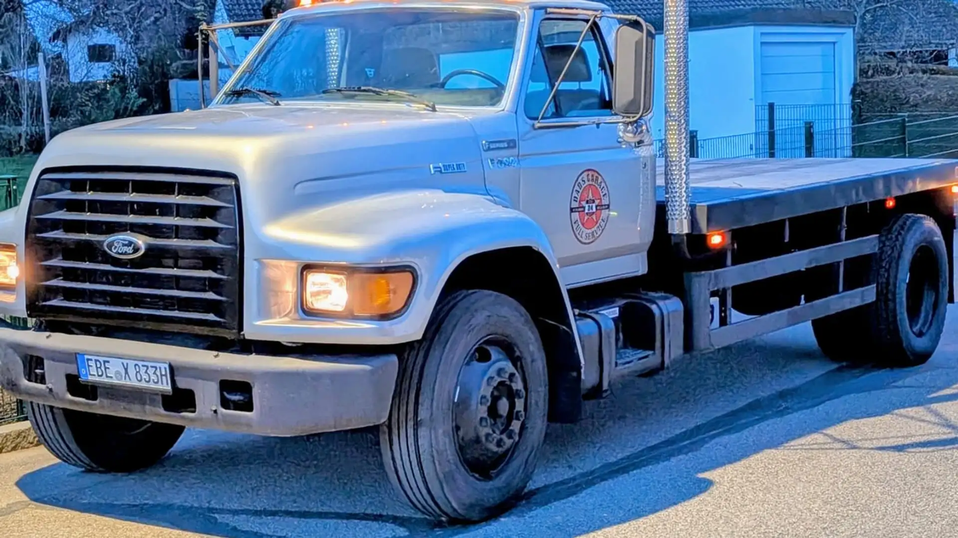 Ford F Super Duty F 800 Silber - 2