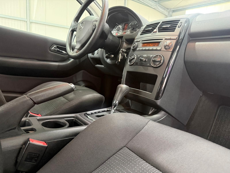 Mercedes-Benz A 150 Automatik Tempomat Klima 2Hand — photo 9