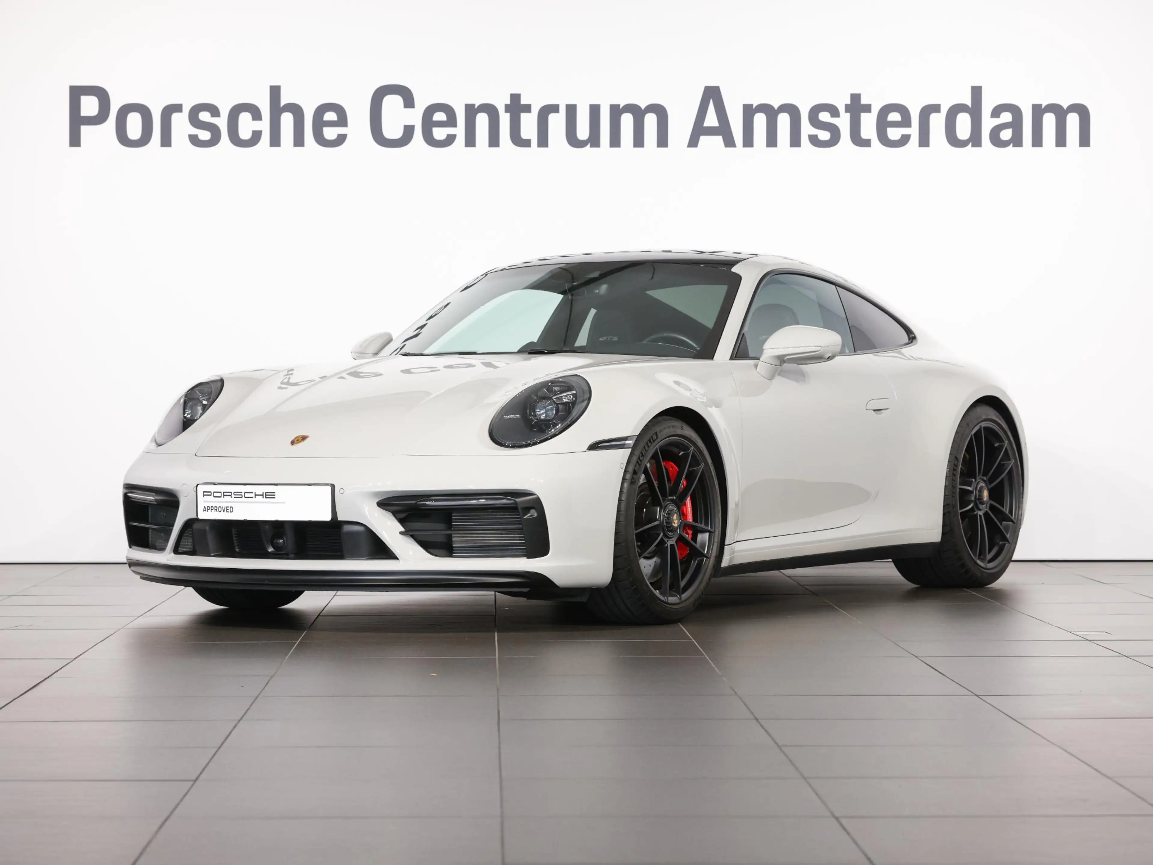 Porsche 992 Carrera GTS