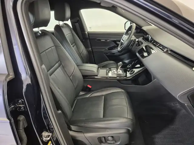 Land Rover Range Rover Evoque view 3