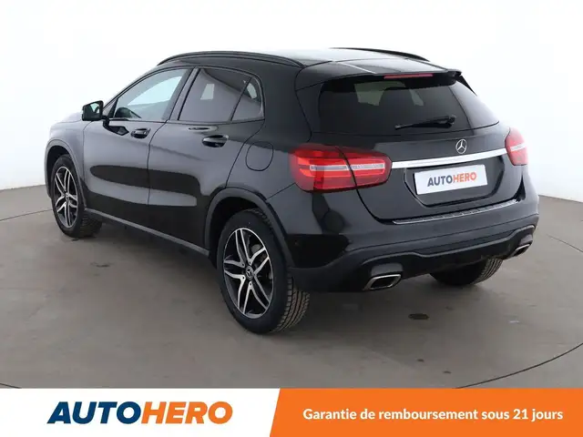 Mercedes-Benz Gla view 4