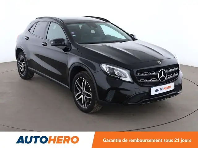 Mercedes-Benz Gla view 8