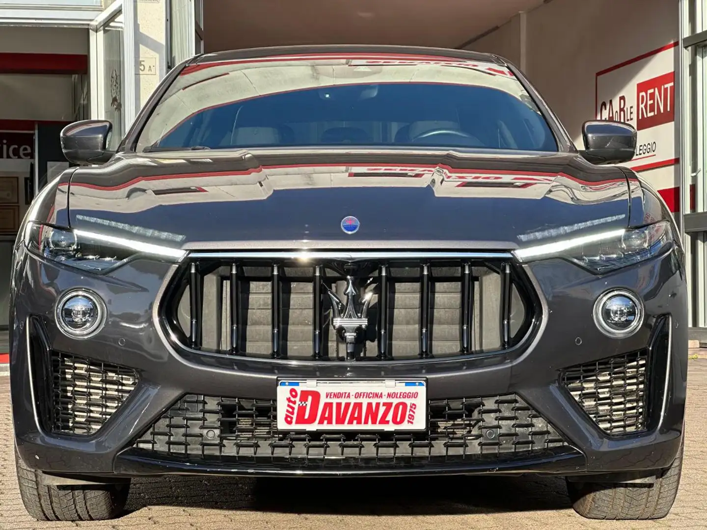 Maserati Levante V6  350CV AWD Gransport Grigio - 2