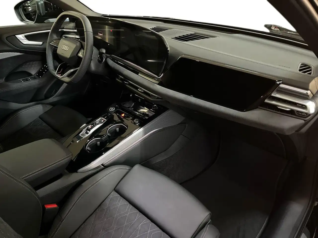 Audi A5 Avant 2.0 tdi mhev+ S line edition quattro 204cv s-tronic 9