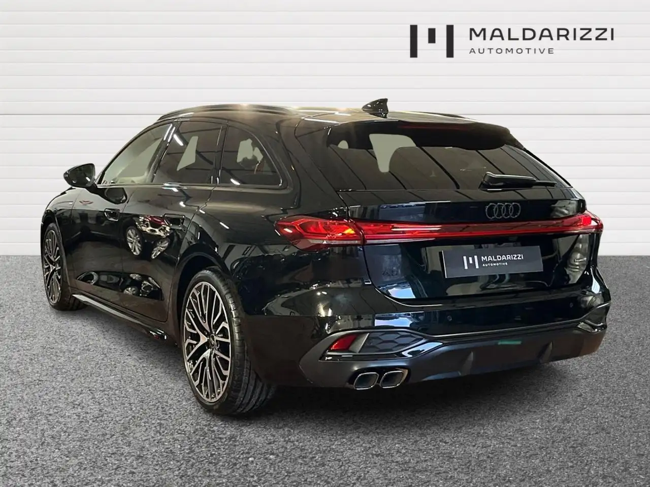 Audi A5 Avant 2.0 tdi mhev+ S line edition quattro 204cv s-tronic 4